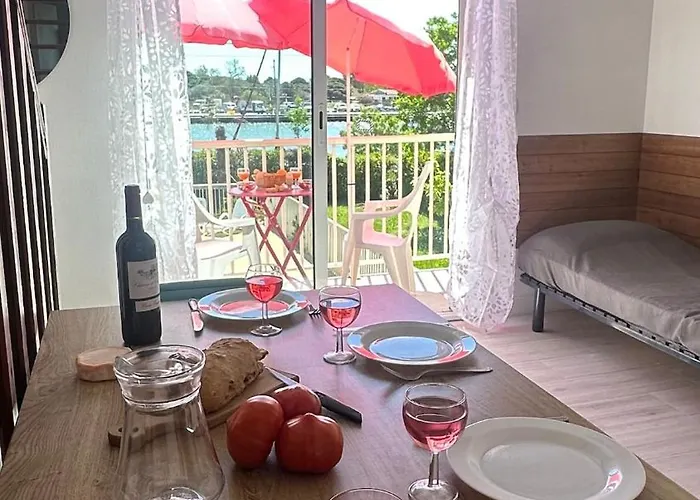 Belle Vue Sur L Herault Et Les Bateaux Apartment *