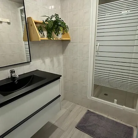 Belle Vue Sur L Herault Et Les Bateaux